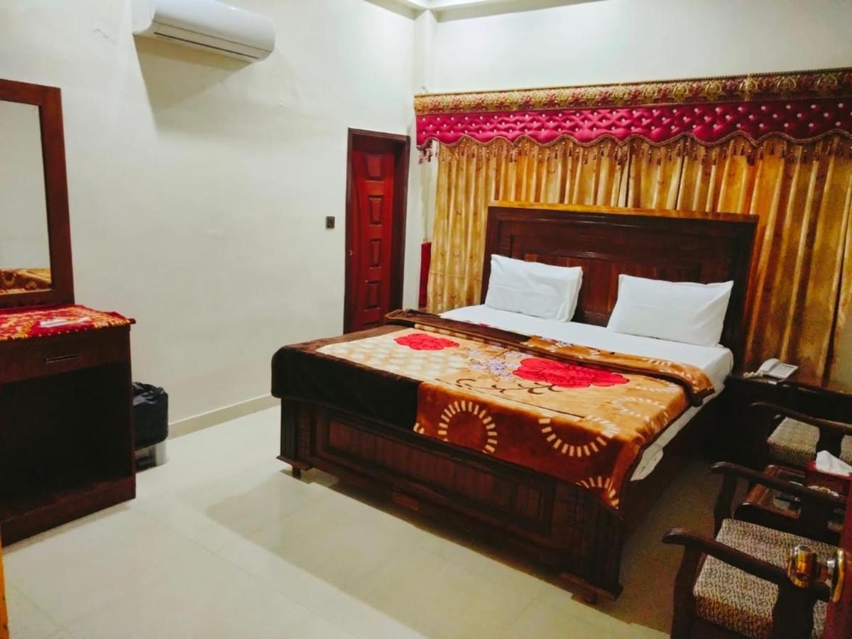 New Royal Residency Pechs Hotel Karachi Eksteriør billede